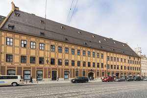Stilvolle Innenstadtwohnung mit Dachterrasse