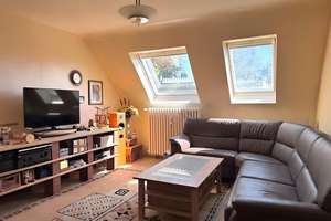 Gemütliche 2-Zimmer-Dachgeschosswohnung in Velbert "Am Berg" – Die vollständige Adresse der Immobilie erhältst du vom Anbieter., 42549 Velbert-Mitte, Velbert – Vorschaubild 2