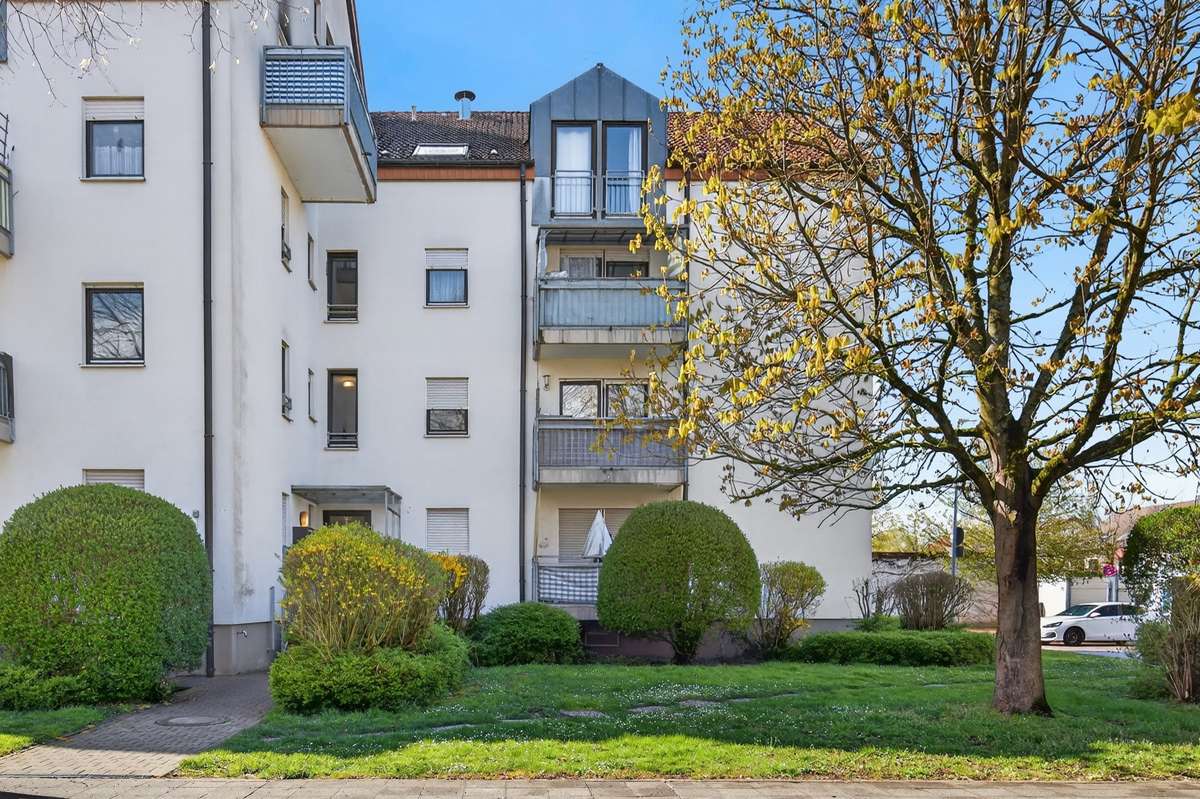 Sichere Kapitalanlage: Vermietete 2-Zimmer-Wohnung mit Balkon in Karlsruhe-Durlach, Karlsruhe – Bild 2