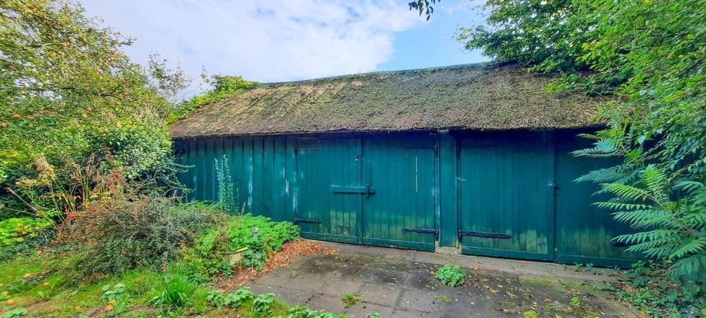 Liebhaberobjekt: Reetdachhaus mit Potenzial zur Entfaltung des ursprünglichen Charmes!, Schleswig Flensburg Kreis – Bild 3