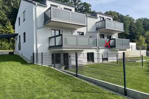 Helle 2 Zi. EG-Whg. mit Einbauküche und Balkon in Reichertshausen