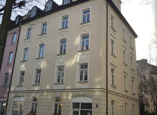 Exklusiv renovierte Dachterrassen Wohnung im Herzen von Schwabing