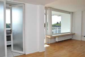 Familienfreundlich: Charmante 3-Zimmer-Wohnung mit EBK, Sonnenbalkon, Lift und Garage! – Düsseldorf – Vorschaubild 5