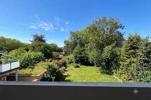 ++ Charmanter Altbautraum: 2-Zimmer-Wohnung mit Balkon & Dielenboden in perfekter Lage! ++ – Henriettenstr. 20, 42719 Wald, Solingen – Vorschaubild 2