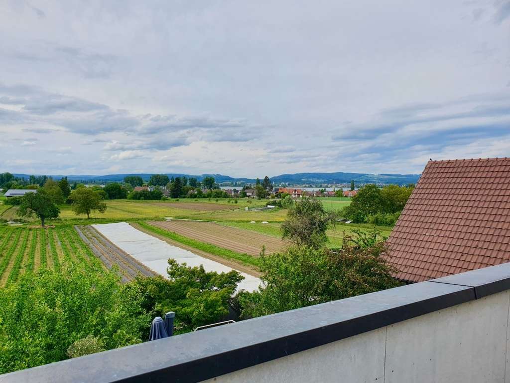 Immobilie in Moos - Wundervolle Seesicht mit Terrasse *4 Zimmer Wohnung* in Moos-Weiler - Bild 0