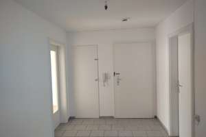 Renovierte Dachgeschoßwohnung in Aubing * ab sofort *  – Die vollständige Adresse der Immobilie erhältst du vom Anbieter., 81243 Aubing-Süd, München – Vorschaubild 5