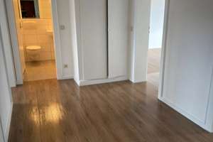 UMFANGREICH RENOVIERT! _ 3-RAUM-WOHNUNG MIT WANNENBAD, GÄSTE-WC UND BALKON IM DUISBURGER-SÜDEN! – Sittardsberger Allee 95, 47249 Buchholz, Duisburg – Vorschaubild 2