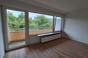 Zwei Zimmer im Rheingauviertel: Helle Wohnung mit Balkon – Rüdesheimer Straße 27, 65197 Rheingauviertel / Hollerborn, Wiesbaden – Vorschaubild 2