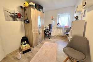Aufwendig neu renoviertes freistehendes Einfamilienhaus mit kl. Garten und Garage in Friedrichsthal – Stadtverband Saarbrücken (Kreis) – Vorschaubild 18