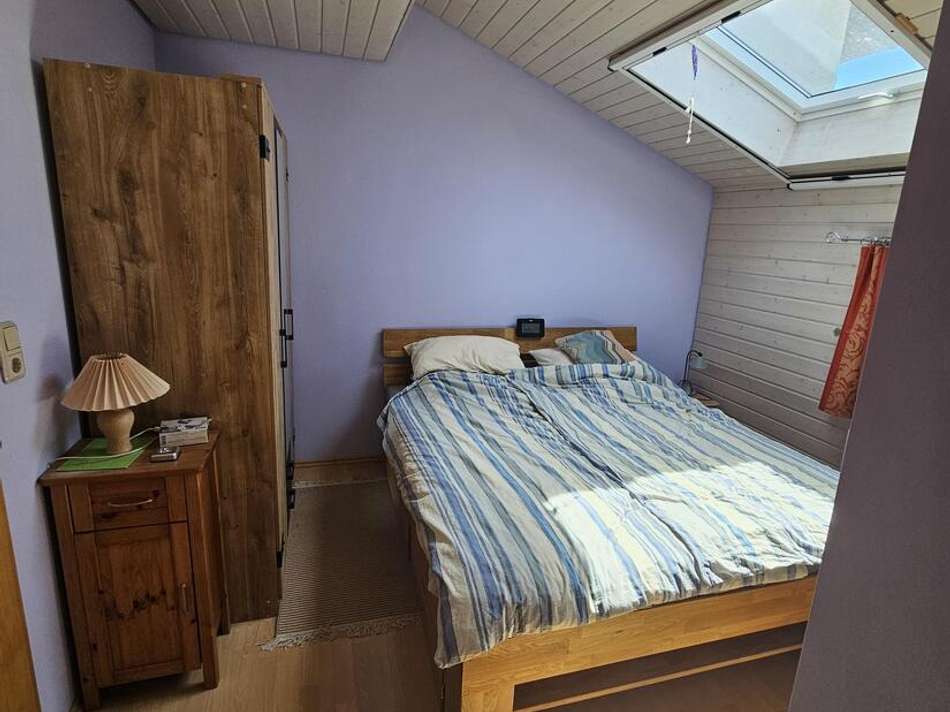 1-Fam.-Haus_DG Zimmer