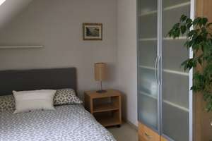  2 Zimmer DG von privat, komfortables Wohnambiente in München-Ost, sonnig, ruhig, modern möbliert – Die vollständige Adresse der Immobilie erhältst du vom Anbieter., 81825 Berg am Laim Ost, München – Vorschaubild 9