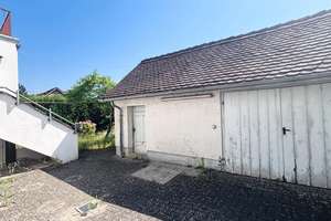 KA-Durlach! Gepflegtes Zweifamilienhaus mit Garten und Einzelgarage - EG Frei! – Die vollständige Adresse der Immobilie erhältst du vom Anbieter., 76227 Durlach, Karlsruhe – Vorschaubild 4