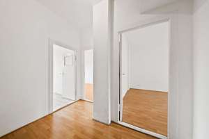 Bezugsfrei. Tempelhofer Feld. Idealer Grundriss. Welcome! – Die vollständige Adresse der Immobilie erhältst du vom Anbieter., 12099 Tempelhof, Berlin – Vorschaubild 8