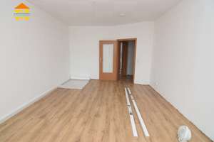 2-Raum-Wohnung: Balkon, Stellplatz und Option auf EBK – Hechinger Straße 5, 9212 Limbach-Oberfrohna – Vorschaubild 3
