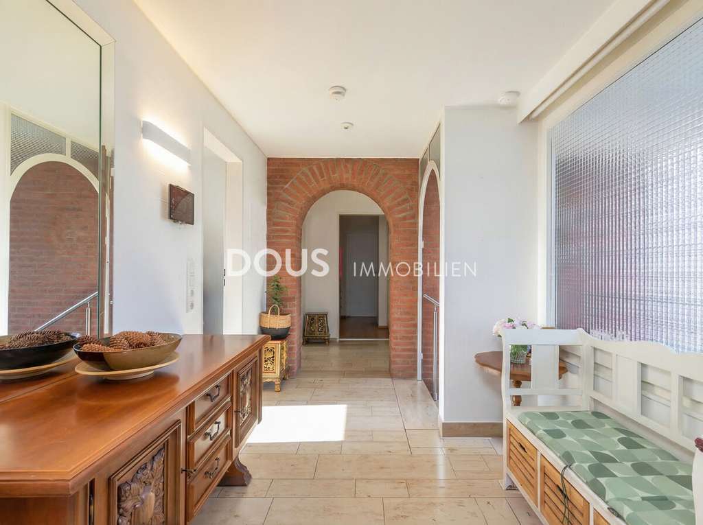 Immobilie in Bienenbüttel - Nicht einsehbar von der Straße – 
besonderes Ambiente in 2. Reihe! - Bild 3