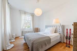 Wunderschöne Altbau-Wohnung im Herzen von Alt-Oberkassel – Die vollständige Adresse der Immobilie erhältst du vom Anbieter., 40545 Oberkassel, Düsseldorf – Vorschaubild 11