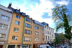 Urbaner Wohnkomfort in Düsseldorf: 3-Zimmer-Wohnung mit Balkon in gefragter Lage