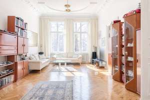 Direkt am KaDeWe: Herrschaftliche 5 Zimmer Jugendstil Altbauwohnung mit Stuck und Parkett
