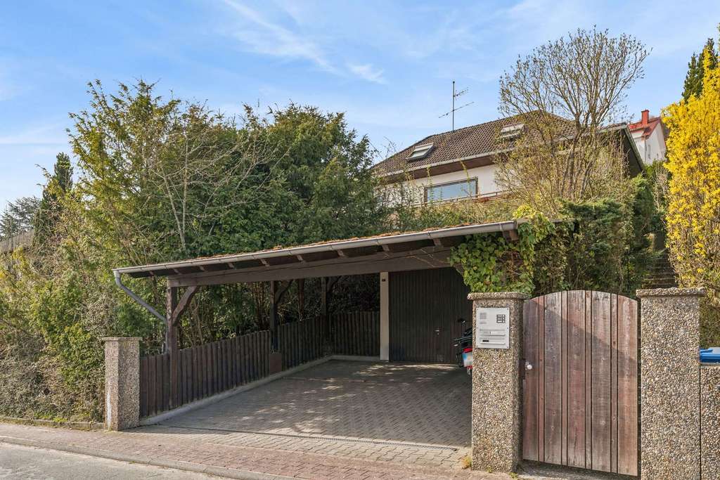 Immobilie in Niedernhausen - Geräumiges Einfamilienhaus mit Einliegerwohnung mit Traumblick in Niedernhausen-Engenhahn - Bild 3