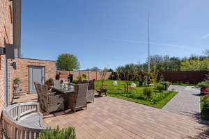 Repräsentatives, neuwertiges Wohnhaus mit großem Garten- und Terrassenbereich in Tinnum – Die vollständige Adresse der Immobilie erhältst du vom Anbieter., 25980 Sylt (Gemeinde) – Vorschaubild 11
