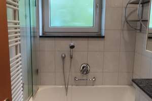Vollmöblierte 3-Zimmer-Wohnung mit Balkon in der Parkstadt Bogenhausen – Die vollständige Adresse der Immobilie erhältst du vom Anbieter., 81677 Parkstadt, München – Vorschaubild 2