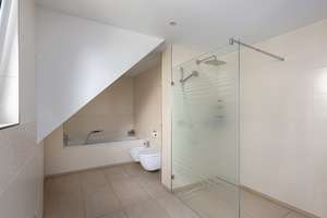 Exklusiv Living! - Maisonette-Penthouse mit Blick über die Donau und das Hochsträß – Die vollständige Adresse der Immobilie erhältst du vom Anbieter., 89079 Gögglingen, Ulm – Vorschaubild 9