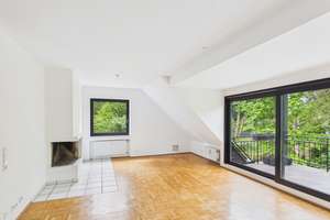 Lichtdurchflutete Dachgeschoss-Maisonettewohnung in einer ruhigen Anliegerstraße in Köln-Junkersdorf