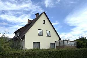 Zentrales Einfamilienhaus mit großem Garten – Die vollständige Adresse der Immobilie erhältst du vom Anbieter., 31737 Rinteln – Vorschaubild 5