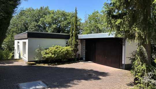 Bild von Sanierungsbedürftiger Bungalow in zentraler und dennoch ruhiger Lage von Niedernhausen!