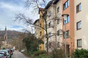 Weststadt: 2,5 Zimmer, Balkon zum Garten, TG-Stellplatz – privat/provisionsfrei