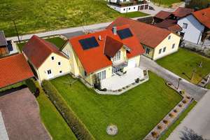 Repräsentatives Einfamilienhaus mit separaten Gewerbegebäude Werkstatt/Lagerhalle – Die vollständige Adresse der Immobilie erhältst du vom Anbieter., 93345 Hausen – Vorschaubild 1