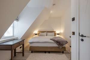 Exklusives Wohnhaus mit Ferienwohnung auf Sylt mit Garage – Zwischen den Hedigen 10a+b, 25980 Sylt (Gemeinde) – Vorschaubild 9