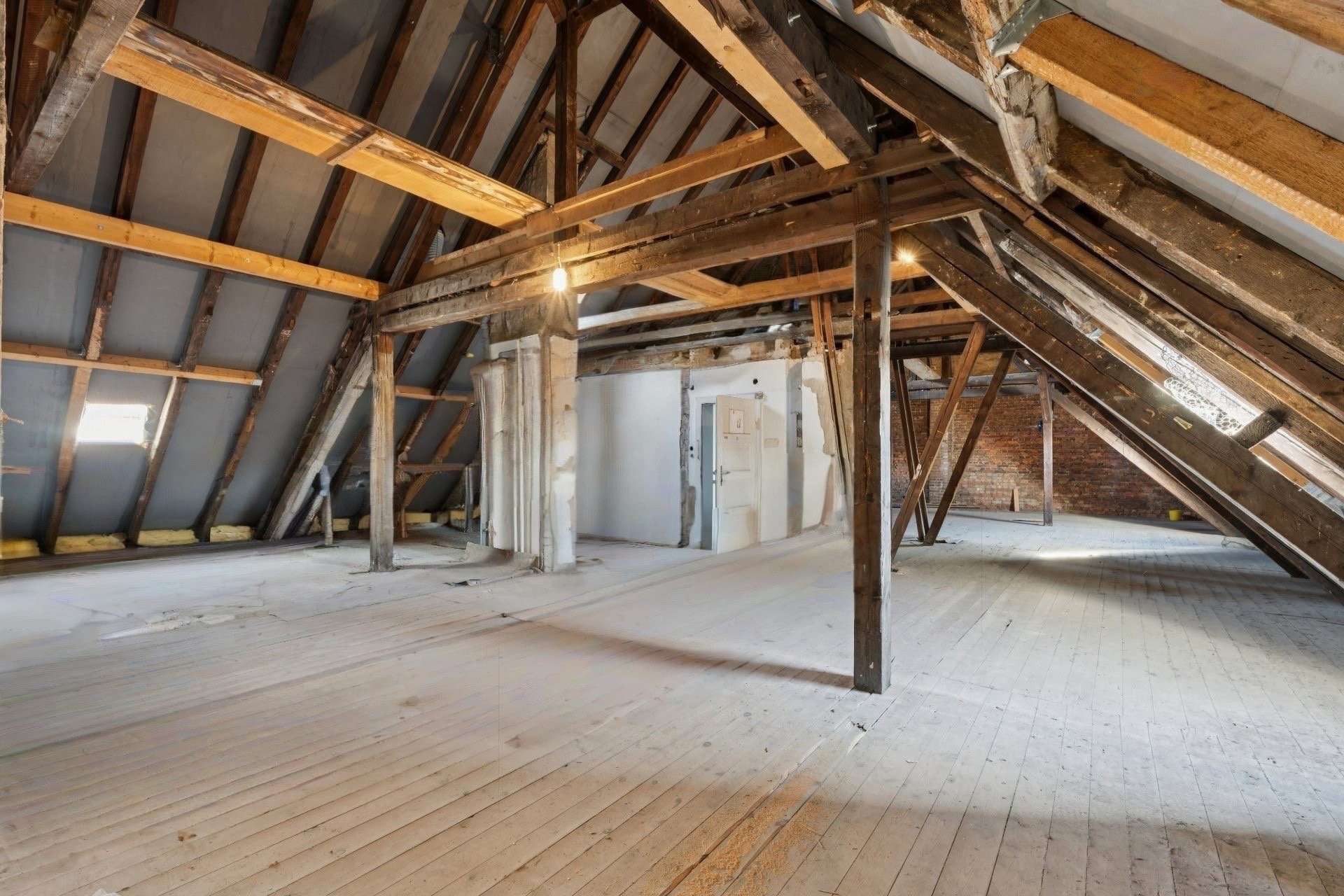 Großzügige Ausbaufläche im Herzen der List mit Planung und Baugenehmigung, Hannover Kreis – Bild 1