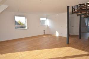 Stilvolle 4-Zimmer-Maisonettewohnung mit zwei Balkonen – 42899 Lüttringhausen Mitte, Remscheid – Vorschaubild 3