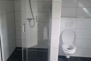 Viel Platz für den Alltag: 4-Zimmer-Wohnung in Wiesbaden-Schierstein – Reiherstr. 4, 65201 Schierstein, Wiesbaden – Vorschaubild 2