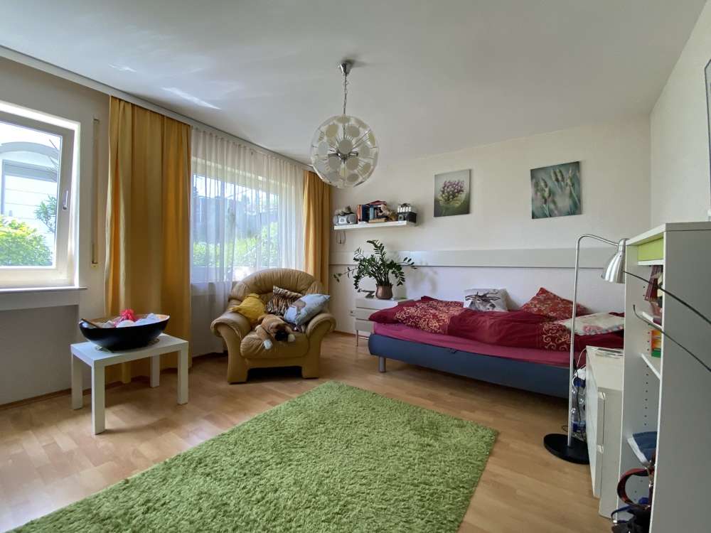 Immobilie in Rottweil - Gepflegtes Einfamilienhaus mit Einliegerwohnung in ruhiger Lage, mit Garten und Garage - Bild 13