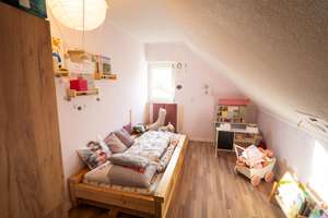 Schönes Familiendomizil in gewachsenem Wohngebiet – Die vollständige Adresse der Immobilie erhältst du vom Anbieter., 78628 Rottweil – Vorschaubild 11