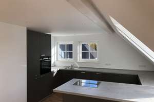helle und moderne 2-Zimmer-Wohnung mit Galerie, Balkon und EBK in Fuhlsbüttel – Hummelsbüttler Hauptstraße 47, 22339 Hummelsbüttel, Hamburg – Vorschaubild 2