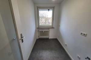 Modernisierte 2-Zimmerwohnung mit Loggia in der Hammerschmiede zu vermieten – Magdeburger Straße  9, 86169 Hammerschmiede, Augsburg – Vorschaubild 6