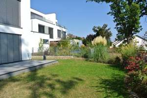 Modernes Stadthaus in bester Versorgungslage und Nähe zu Erlangen – Rotkehlchenweg 24, 91080 Uttenreuth – Vorschaubild 1