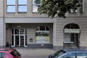 Wohnen mit Privatsphäre: Erdgeschosswohnung mit eigenem Zugang – BEZUGSFREI! – Bundesallee 26, 10717 Wilmersdorf, Berlin – Vorschaubild 2