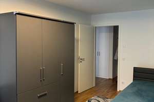 Voll möblierte, luxuriöse 4‑Zimmer‑Wohnung mit Balkon – Meyerhofstrasse 33, 40589 Holthausen, Düsseldorf – Vorschaubild 18
