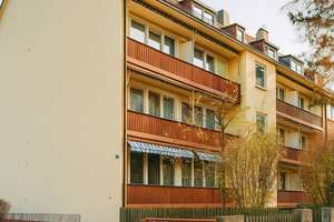 Top-Kapitalanlage! Modernisiertes Mehrfamilienhaus - 3-Zimmer-Wohnung mit zuverlässigem Mieter