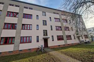 Zwei Zimmer zum wohlfühlen - Tageslichtbad inklusive! – Zuckerbusch 4, 39114 Cracau, Magdeburg – Vorschaubild 1