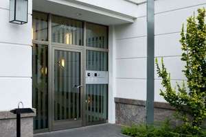 RIVIERA CANNES-BelsenPark: 3-Zi-ETW im 1. OG. Lift. EBK. G-WC. Parkett. Balkon. TG auf Wunsch. – Theo-Champion-Straße xx, 40549 Oberkassel, Düsseldorf – Vorschaubild 4