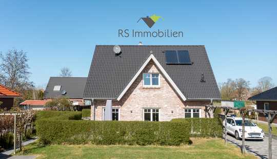 Bild von Zeitgemäßes Wohnen in Küstennähe – neuwertiges Haus mit Garten in Dornum