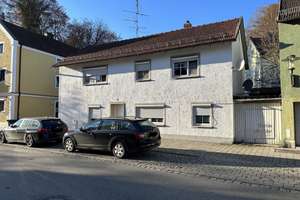 +++ MFH mit 2 Einheiten - Mehrgenerationenhaus - perfekte Kapitalanlage - mitten in Dorfen +++ – Die vollständige Adresse der Immobilie erhältst du vom Anbieter., 84405 Dorfen – Vorschaubild 2