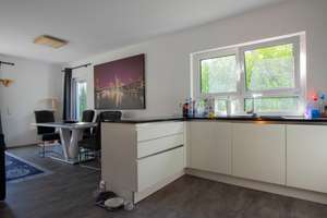 Ein Zuhause mit außergewöhnlichen Möglichkeiten -  stilvolles Zweifamilienhaus in Frankfurt-Harheim – 60437 Harheim, Frankfurt am Main – Vorschaubild 8