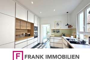 FRANK IMMOBILIEN - Familienidyll in Buckow! Kernsanierter 30er Jahre Klassiker mit Gartenparadies