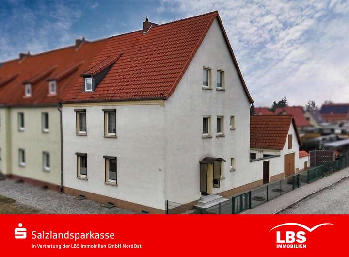 Real Estate Title Image Background
